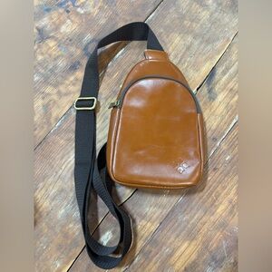 Patricia Nash, Leather Sling Bag, Brand New
FREE SHIPPING!